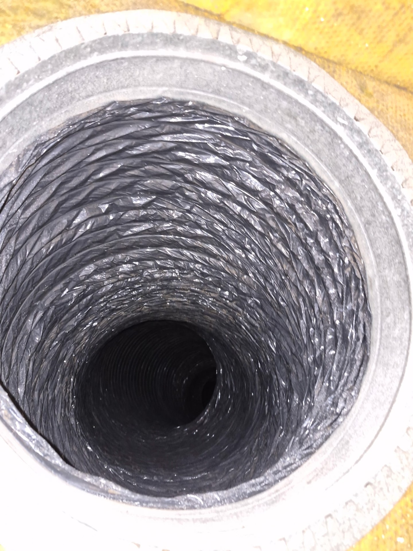 Clean air duct after professional cleaning